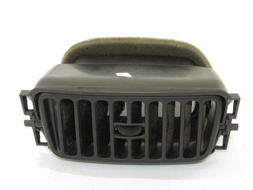 Mazda Tribute 2002 Vorne Rechts Luftdüse Front Right AIR VENT GRILL