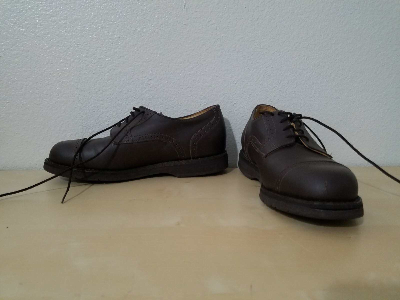 SAOLA Strand Cap Toe Oxford scarpe uomo 8 D marrone suola Vibram 30037 made in usa