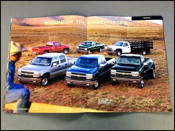 2002 Chevrolet Silverado Truck 54-page Sales Brochure Catalog - 2500 3500HD Crew