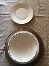 servizio piatti filo platino Wedgwood da 12