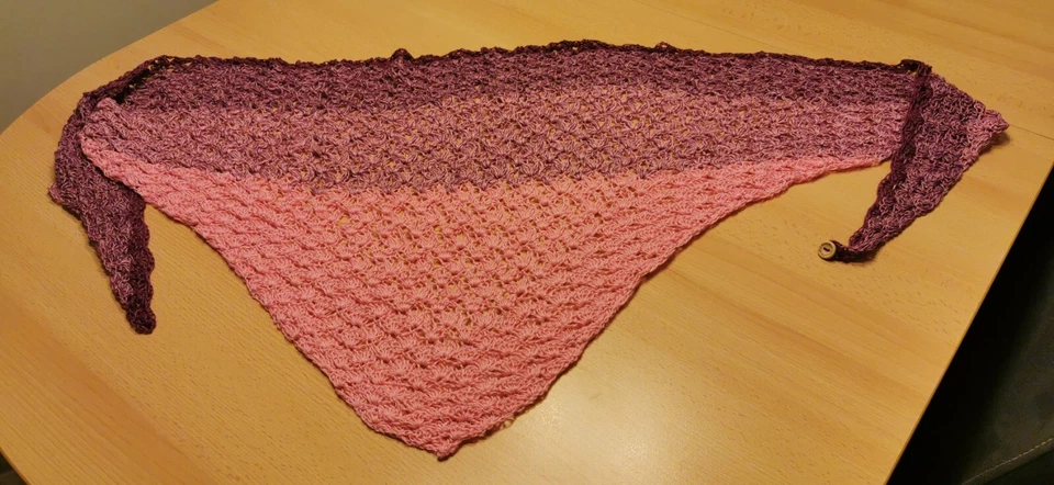 Schultertuch, gehäkelt, Neu, GESCHENK, HANDARBEIT,  Stola, Umschlagtuch,  - Bild 3 von 4