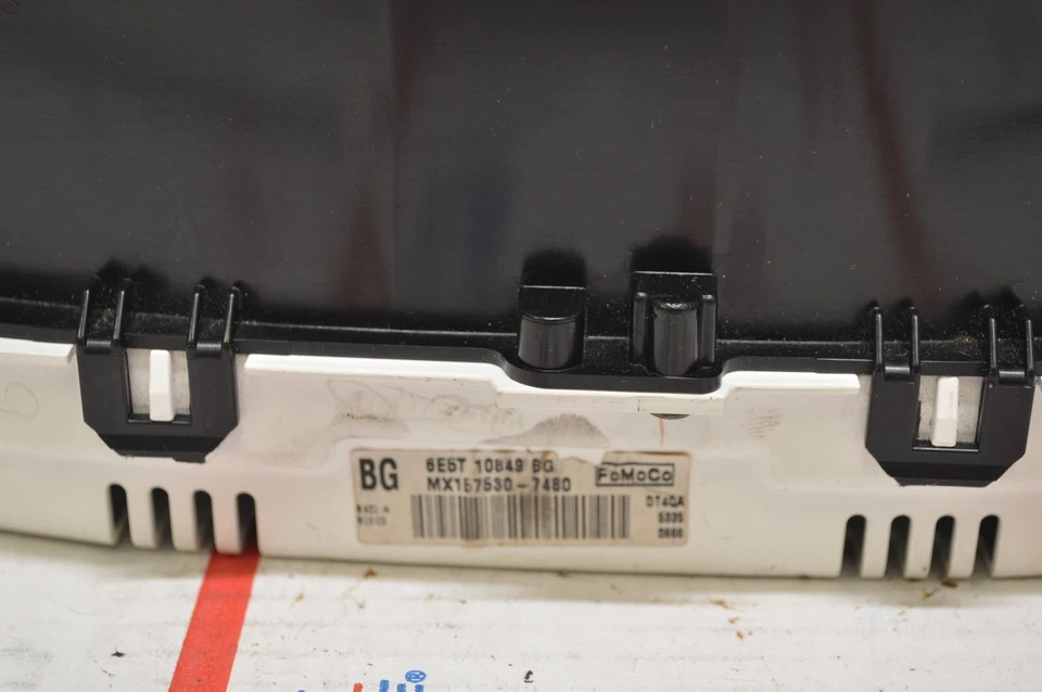 Cuadro de instrumentos velocímetro Ford Fusion 2006 2007 117 k millas LL4 004 Foto 3 de 4