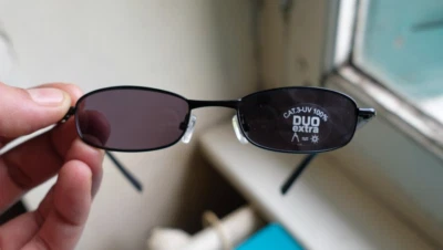 Neuf Lunette de Soleil Adolescent Garçon Noir 100% UV Cat.3 Made In France ATOL - Photo 1/4