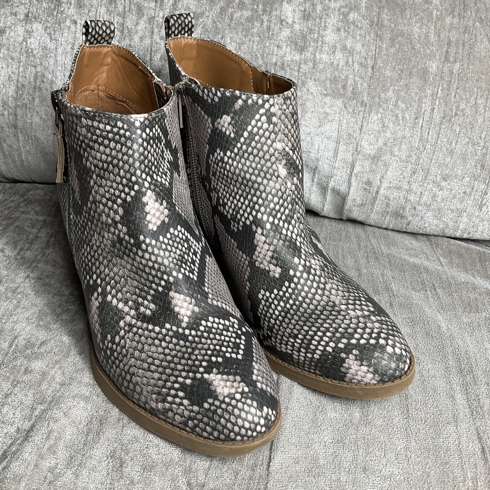 UNIVERSAL THREAD Snake Python Animal Print Ankle … - image 2