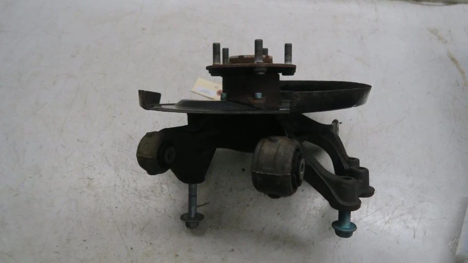 Mazda CX-9 2017-2023 OEM husillo trasero derecho cojinete de buje de nudillo Foto 4 de 4