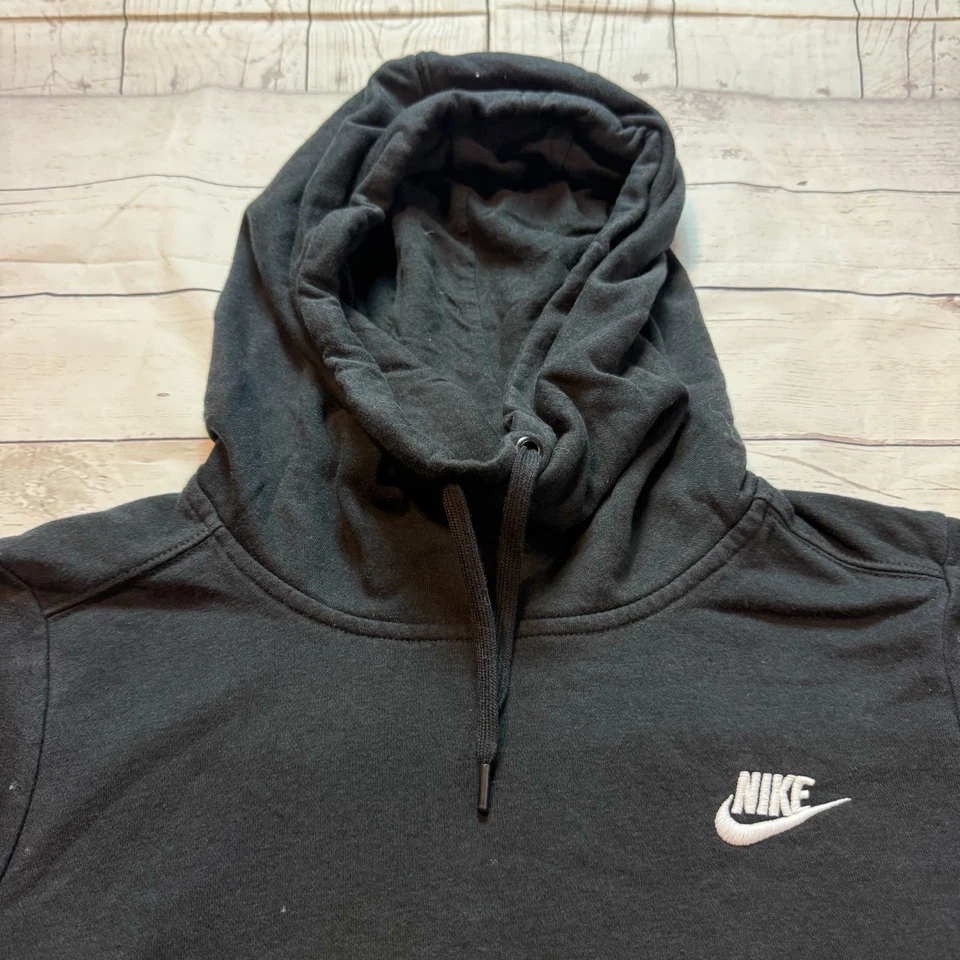 Sudadera con Capucha Nike Simulada Cuello Alto Negra Para Mujer Talla Mediana Foto 3 de 4