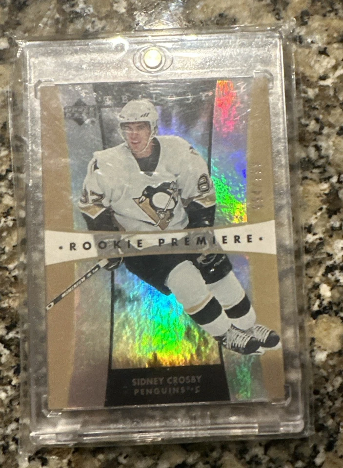 2005/06 UD TRILOGY ROOKIE PREMIERE SIDNEY CROSBY RC #211 994/999 leer notas Foto 2 de 4