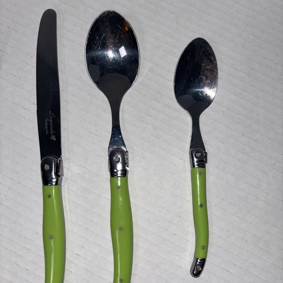 Vintage Laguiole 4 Piece Set Lime Spring Green Stainless Steel Flatware - Image 3 of 4