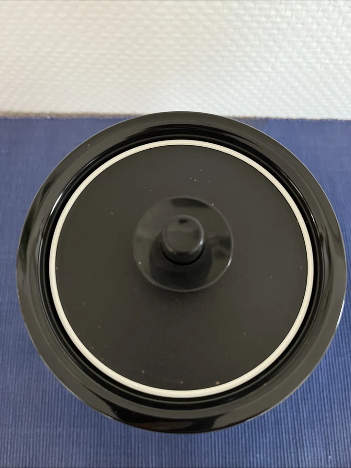 Tupperware Vorratsdose mit Vakuumdeckel, Druckknopf, schwarz, 2,4 Liter - Bild 2 von 4