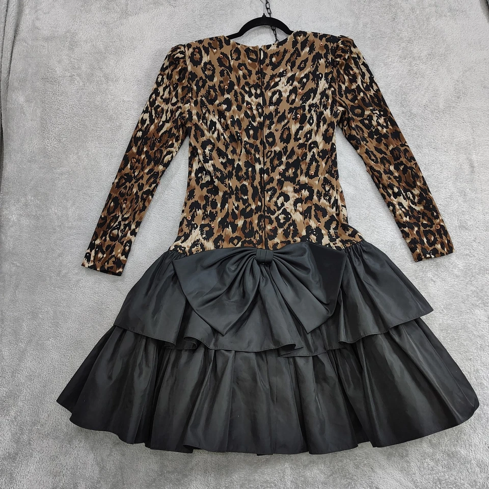 Vestido de Fiesta De Colección Morton Myles for the Warrens Talla 6 Negro Glamour Estampado Animal en Niveles Foto 2 de 4