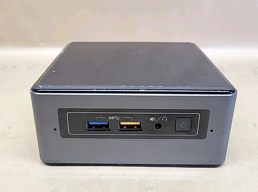 Intel NUC Intel Core i5 7th Gen. 8 GB RAM PC Desktops & All-In-One