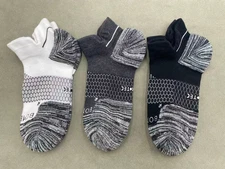 4 pairs BOMBAS Women's All-Purpose Performance Ankle socks Size Medium 3 Color