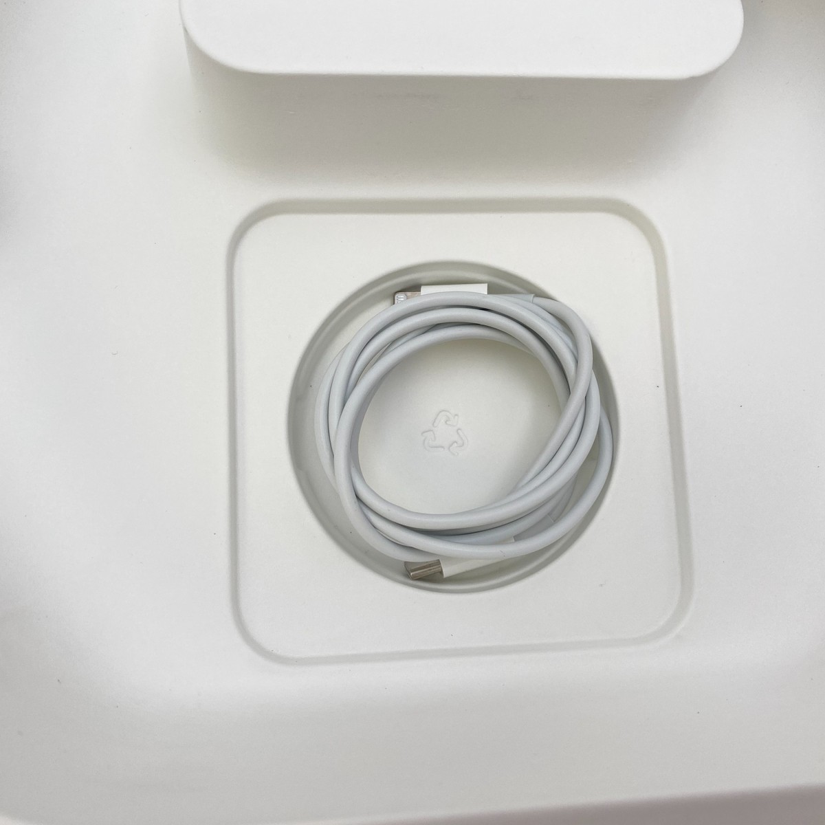 Apple AirPods Max - Space Gray - Good Condition J3NLTQQ5P3W9