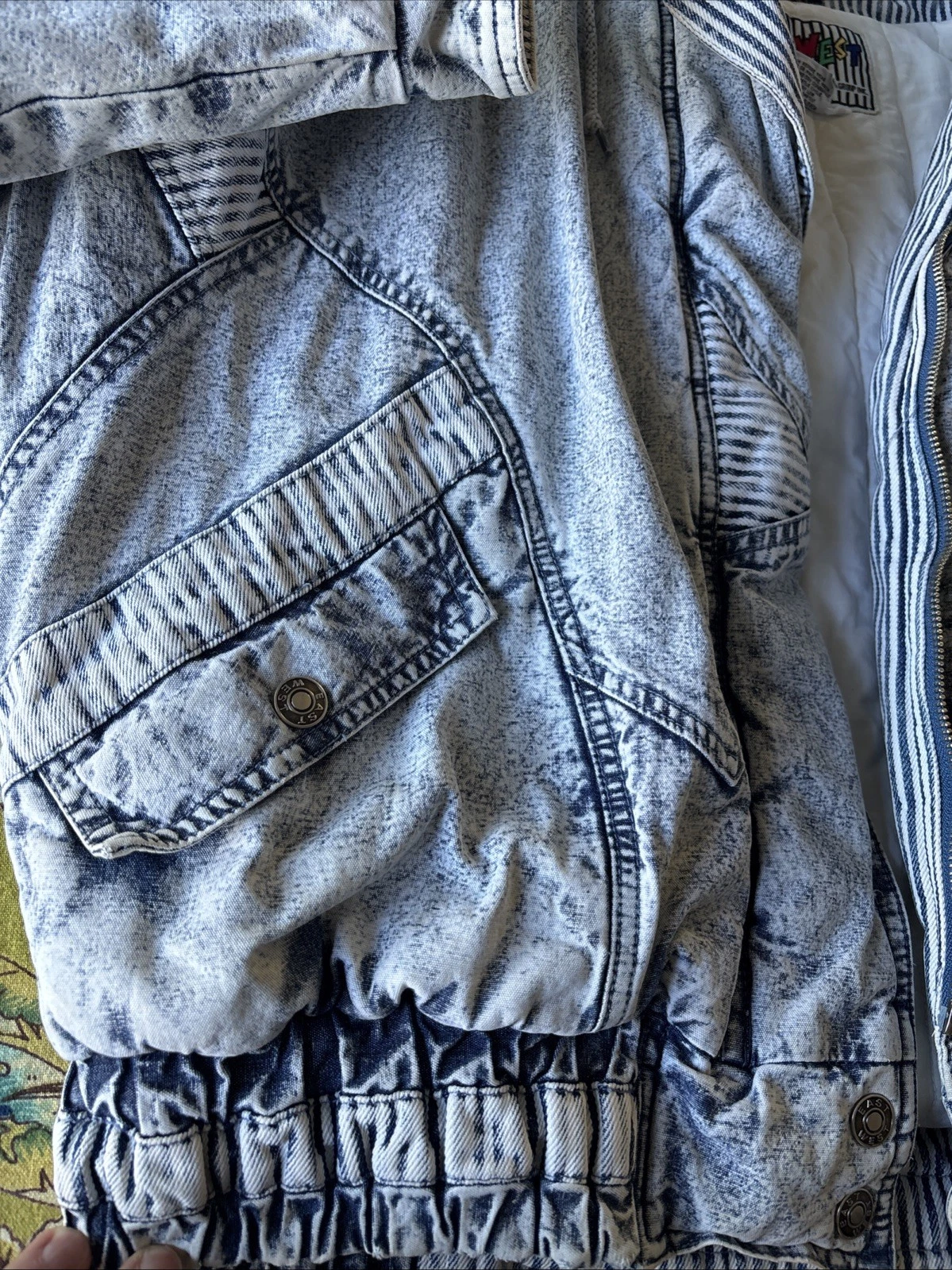 VTG! East West Med Acid Wash Denim Quilted Jacket 80’s 90’s Retro MINT! image 4