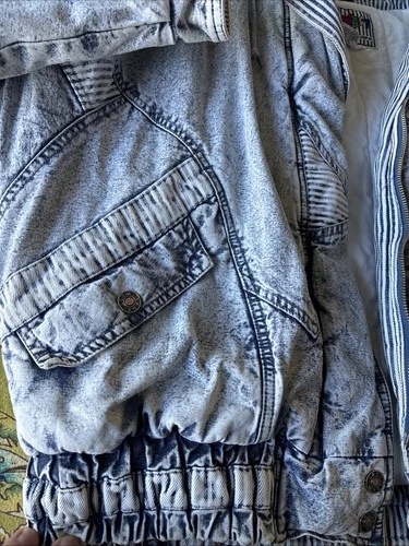 VTG! East West Med Acid Wash Denim Quilted Jacket 80’s 90’s Retro MINT! image 4