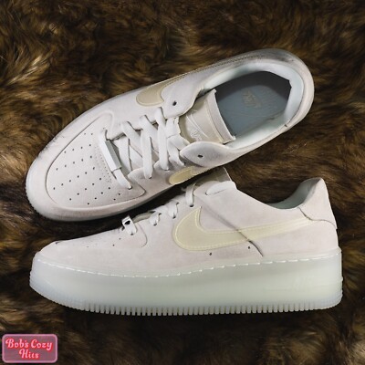 Size 9 NIKE AIR FORCE 1 SAGE LOW LX PHANTOM Beige Women's