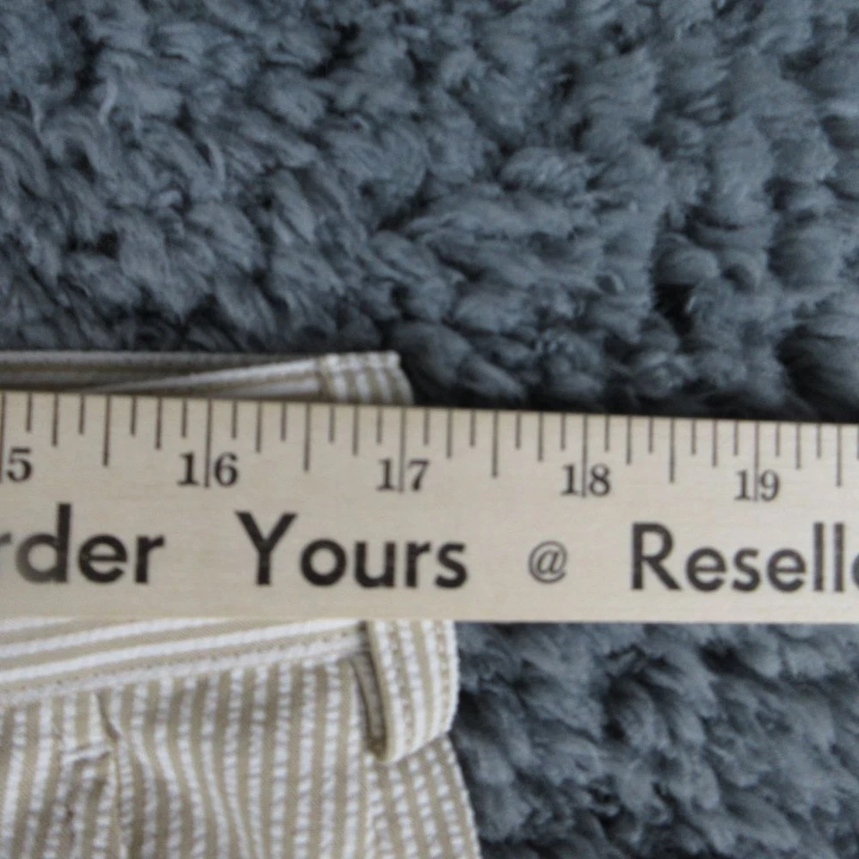 Bermudas IZOD Shorts Para Hombre 33 Beige Blanco Rayas 34x10* Foto 4 de 4