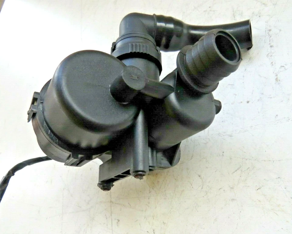 Bomba de detección de fugas sistema emisiones OEM BMW Z3 Z8 2000-2002 Foto 3 de 4