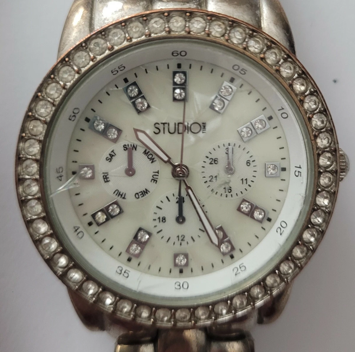 Studio Time Quartz Watch STD2858W 415. Scratches On Glass. Needs