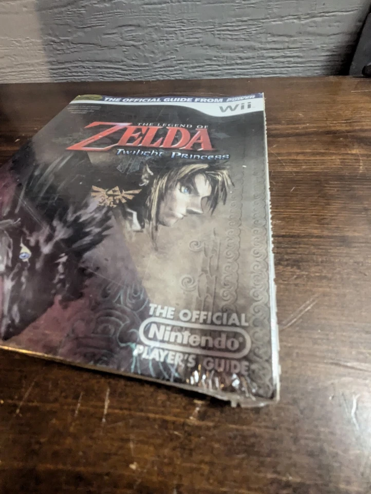 Zelda Twilight Princess Official Nintendo Strategy Guide Wii W Soundtrack NEW - Image 2 of 3