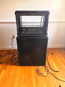 Ampeg SVT-4 PRO 1600W 2-Channel Rackmount Power Amp Bridgeable Balanced