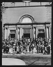 Photo:Washington DC Connecticut Avenue Church Easter Sunday 1940s Crowd