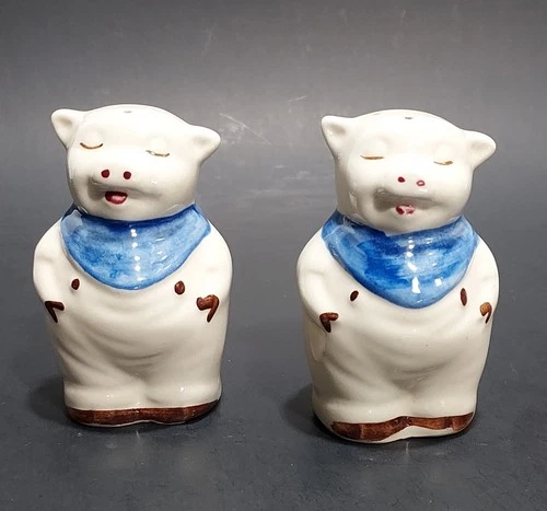 Vintage Shawnee Pottery, Smiley Pig Salt & Pepper Shaker 3 1/4"