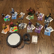 Activision Skylanders Giants Lot Of 12 Characters, Cards, Codes And Portal