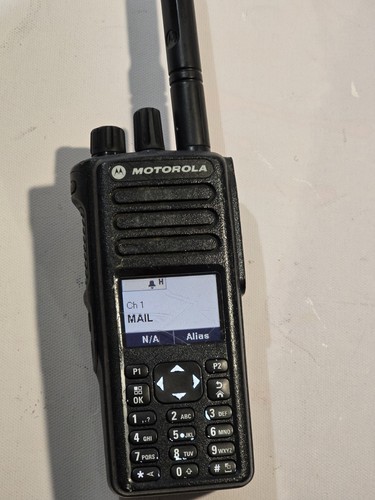 Motorola MotoTRBO XPR7550 UHF Digital Radio AAH56RDN9KA1AN w/ Battery & Antenna - Zdjęcie 3 z 8