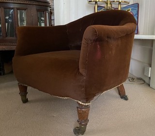 Ladies Dressing Chair