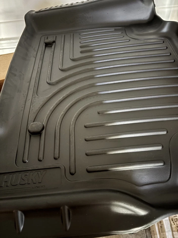 Husky Liners 98611 Weatherbeater Black Floor Liners Mats for Infiniti Nissan - Imagem 4 de 4