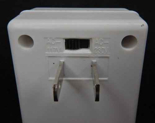 Biuzi Voltage Converter SW-S12 Step-Up & Down White - Picture 4 of 5