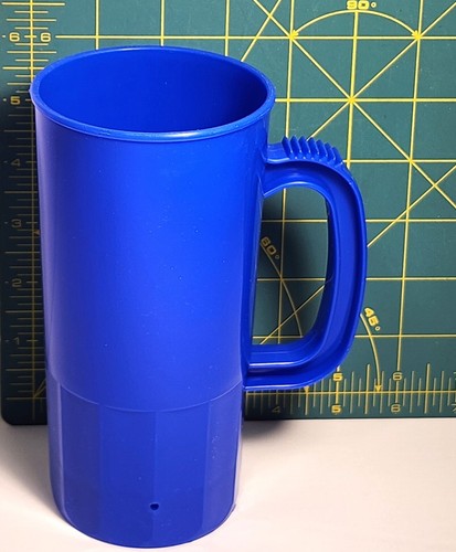 22 Oz Plastic Mug W/ Handle Made In USA Blue Color - Picture 5 of 5