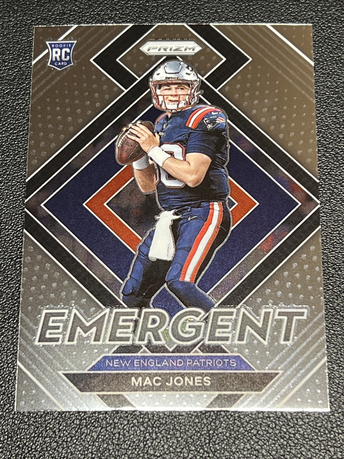 MAC JONES 2021 Panini Prizm RC Emergent Base #E-6 New England Patriots Z