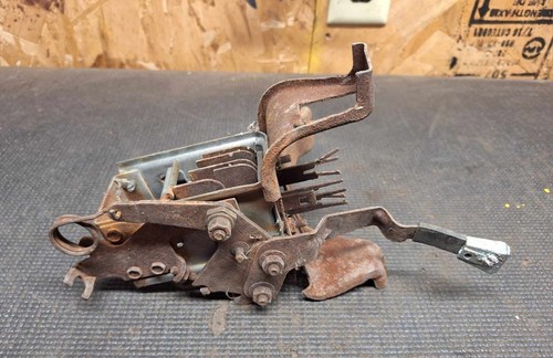 1963 Dodge Transmission Push Button Selector Mechanism - Picture 3 of 4