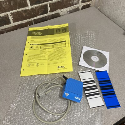 NEW SICK CLV420-3010S04 / 1043578 CODELESER FIXED MOUNT BARCODE SCANNER