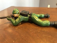 Jaru Crawling Army  Man Wind Up Soldier 425502 6" long  Works Great  EUC