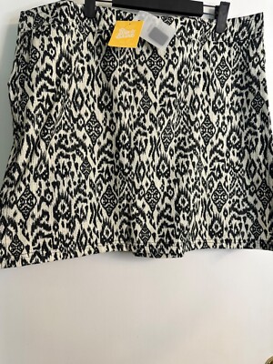 NWT RipSkirt Hawaii Size XXL Black & Ivory Ikat Print Quick Dry Wrap Skirt