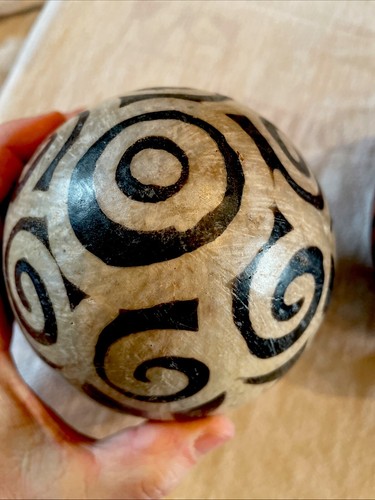 2 Aboriginal Or African Type Folk art Painted Ostrich Egg Size Unique Art Piece - Picture 4 of 11
