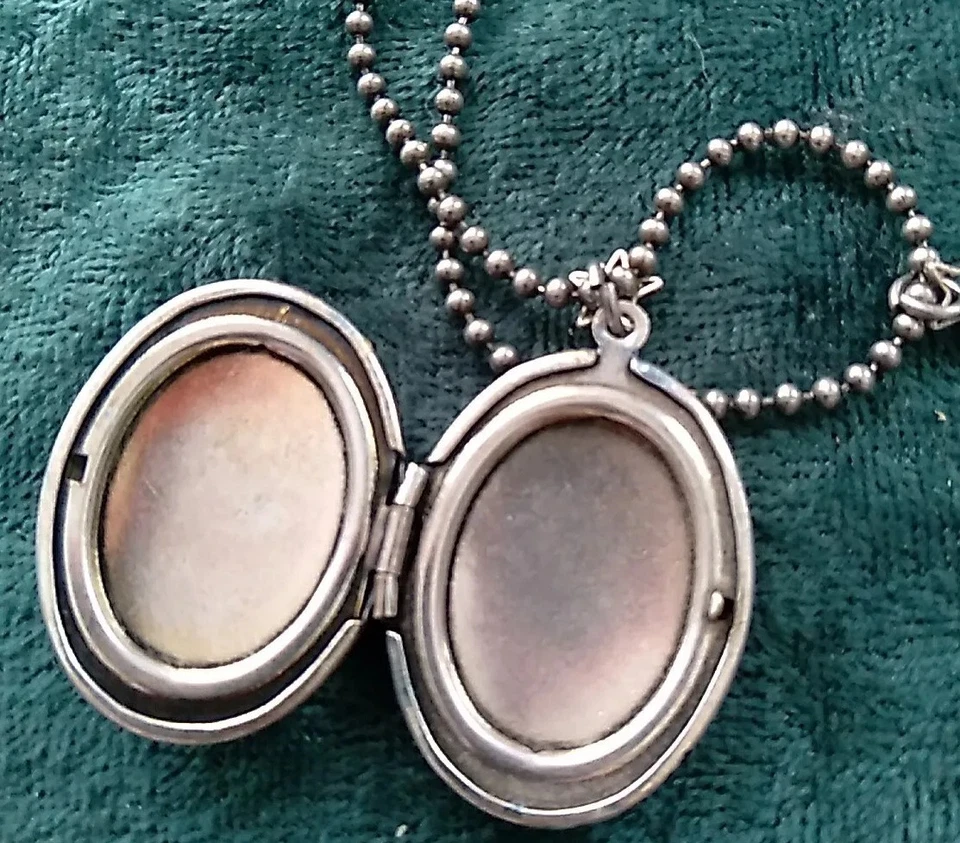 Collar Medallón Cadena Búho Esmalte LMA Foto 4 de 4