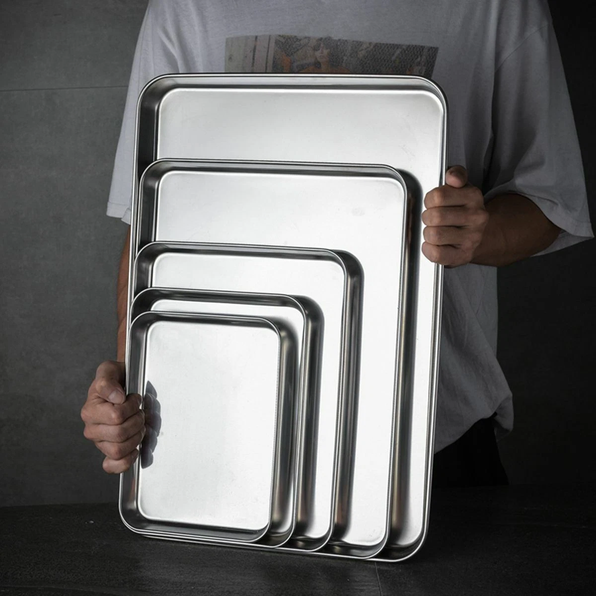 Heavy duty baking clearance tray