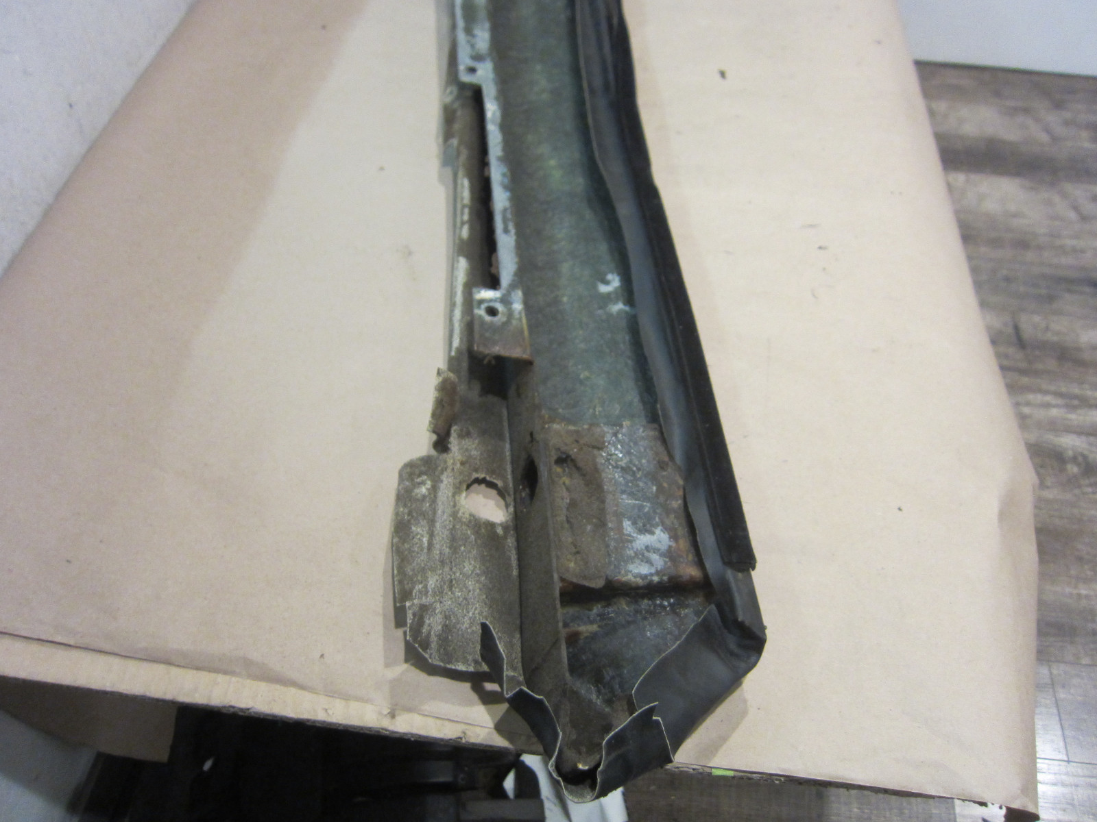 Ferrari Mondial - RH Door Upper Panel - Black - P/N 61774000