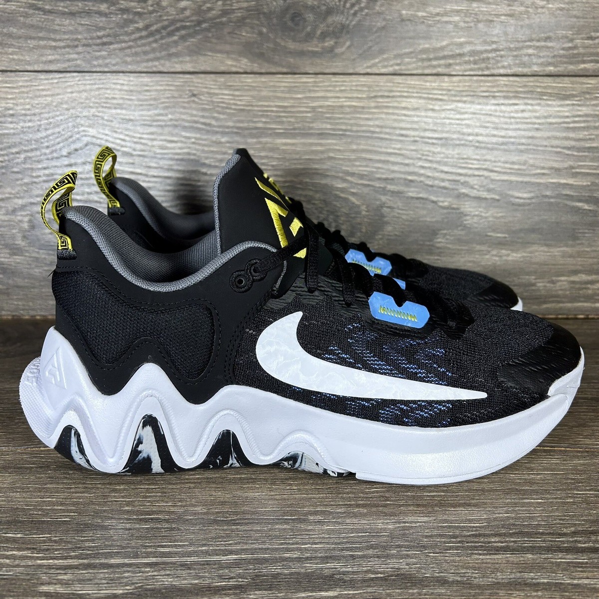 NIKE Giannis ブラック シューズ Men's Giannis Antetokounmpo Shoes. Nike ID