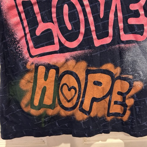 Mudd Juniors Tee Black Peace Love Hope Graffiti Size Large Y2k - Picture 4 of 5