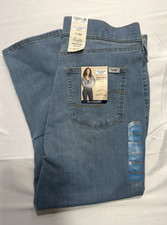 Levi Strauss Signature Gold Capri Jeans Womens 12 W31 Light Wash Pull On Stretch