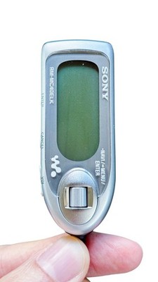 SONY RM-MC40ELK WALKMAN リモコン Used Remote Control RM-MC40ELK For SONY Walkman Hi-MD recorder MZ