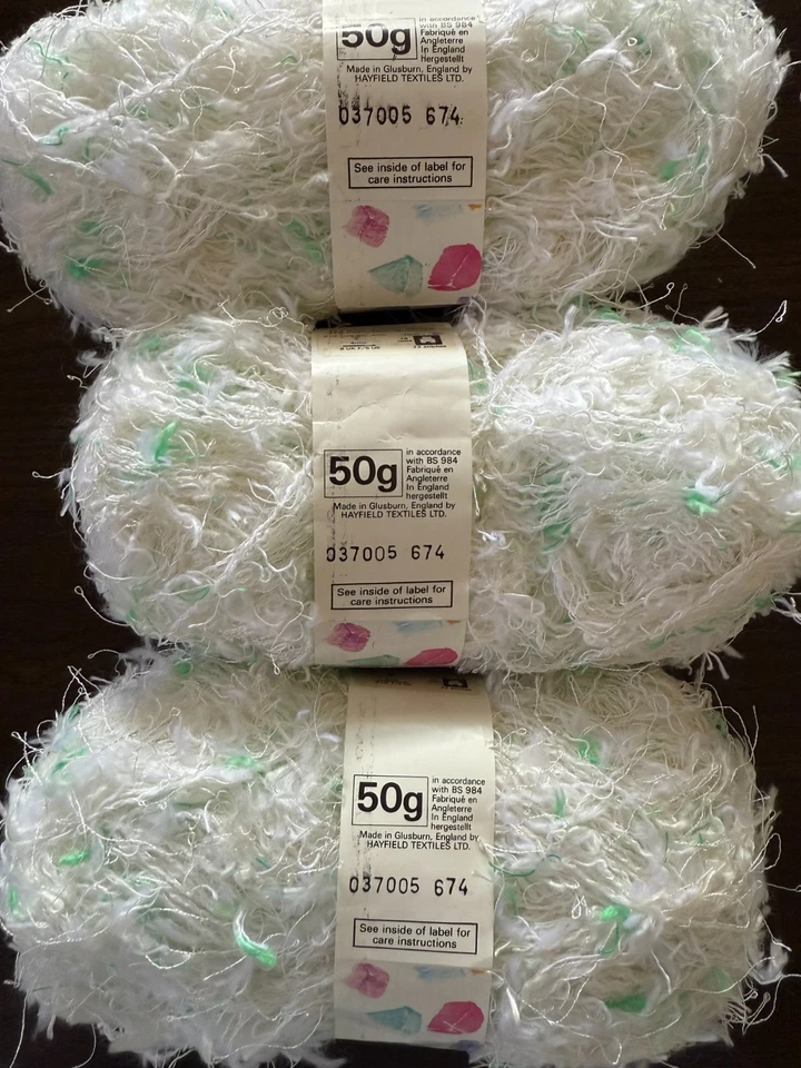 Lot of 3 Vintage Hayfield Cassatt Fashion DK Eyelash Yarn - 50g - Green Fleck 67 - Image 4 of 4