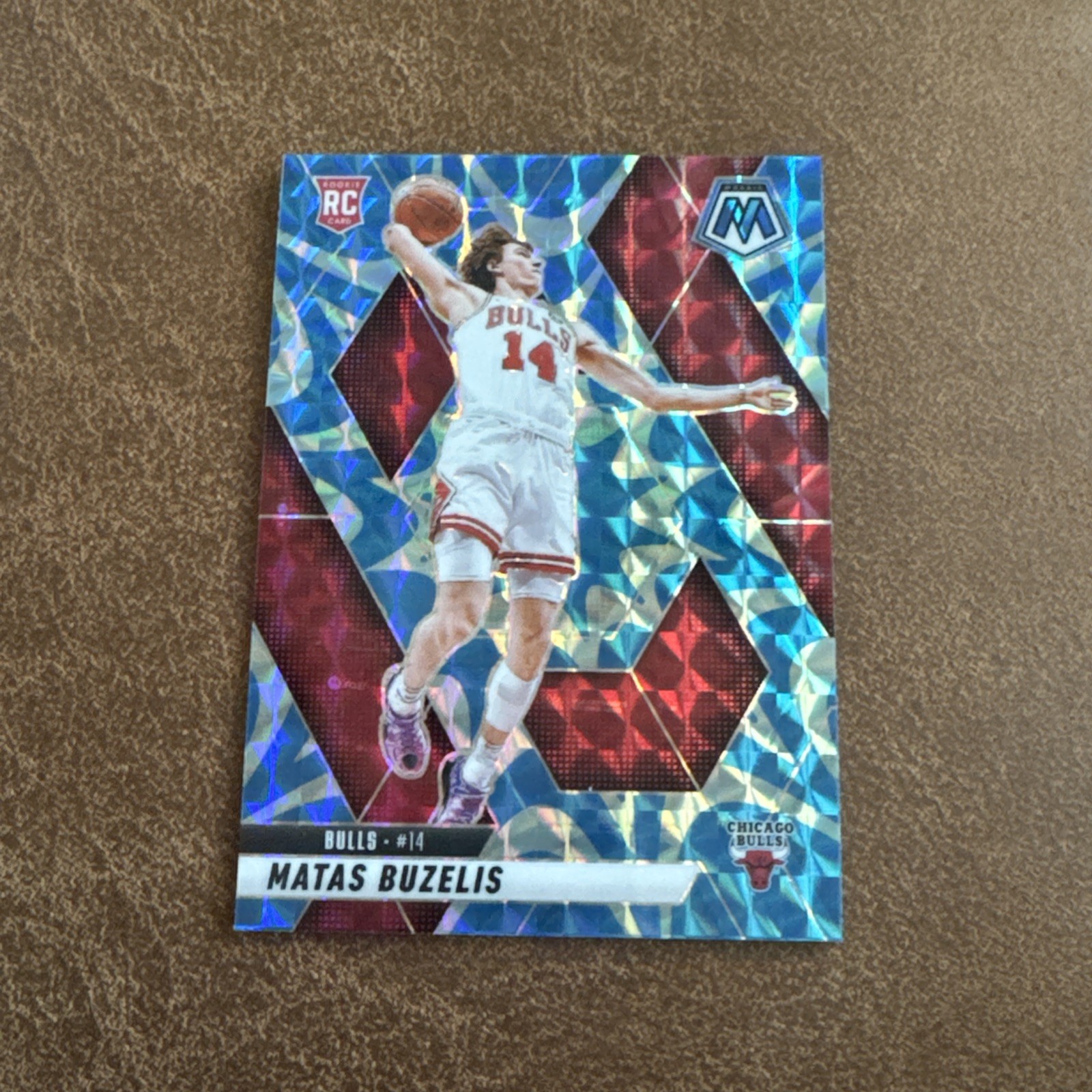 2024-25 Panini Mosaic - Rookies Matas Buzelis #223 Reactive Blue Mosaic Prizm