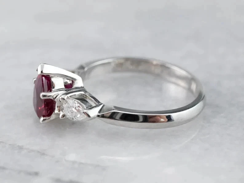 3.50 Ct Pear Cut Natural Ruby & Diamond 18K Solid White Gold Beautiful Ring - Image 4 of 4