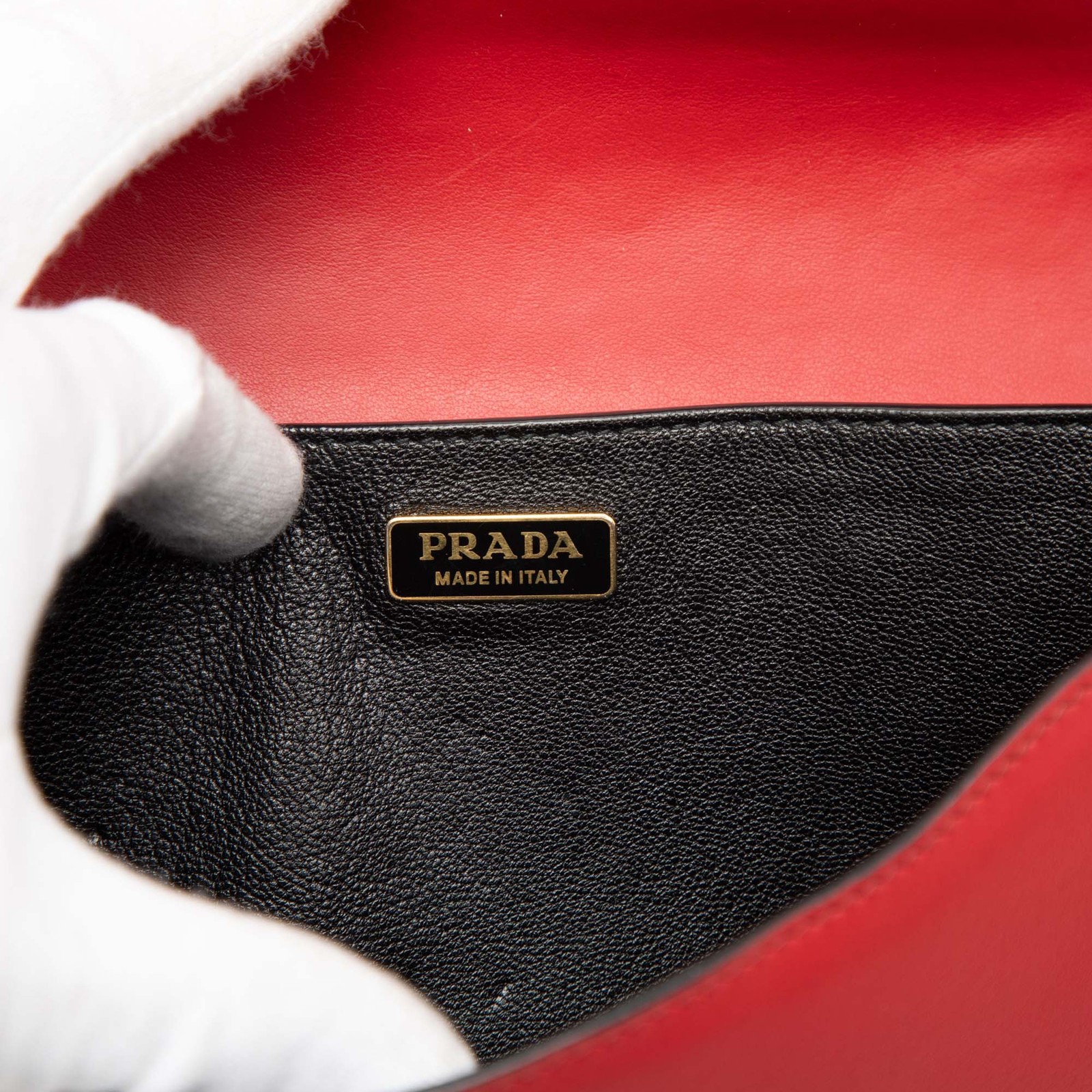 Authenticated Prada Saffiano Trimmed City Calf Cahier Crossbody Black Leather thumbnail 5